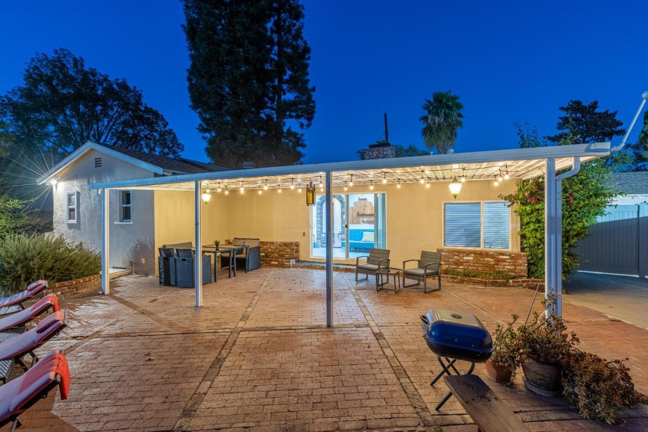 Spacious Home With Garden & Pool Los Angeles Exterior photo