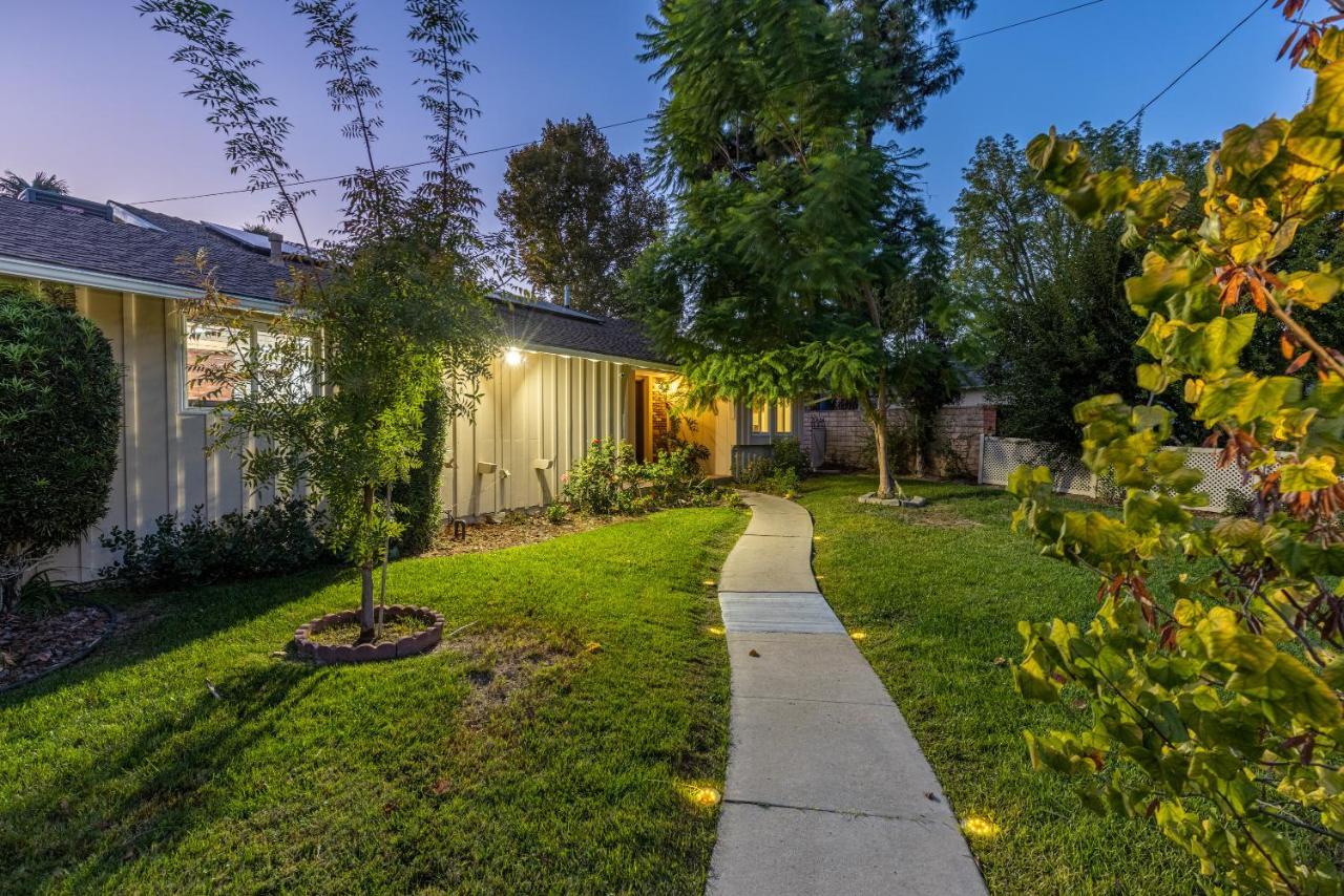 Spacious Home With Garden & Pool Los Angeles Exterior photo